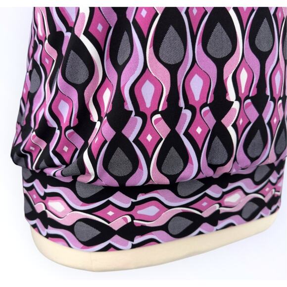 Lane Bryant Top Womens 18/20 Artsy Abstract Print Colorful Pleated Banded Hem - Picture 6 of 8